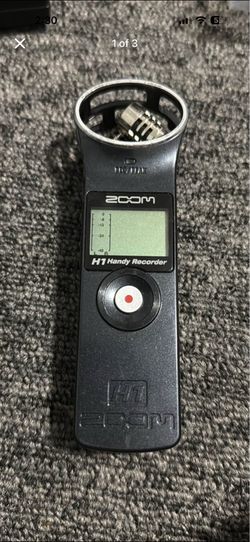 Zoom H1 audio recorder with lav mic