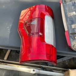 2017 SD LH Tail Light LED