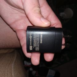 BRAND NEW SAMSUNG C CHARGER CONNECTION PORT SUPER FAST CHARGER
