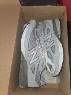New Balance 990