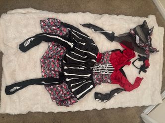 Skull costume