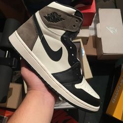 Jordan 1 Mocha
