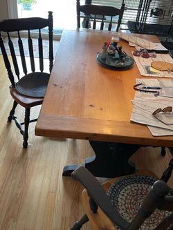 Dining room Table