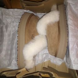 UGG DISQUETTE WOMEN SIZE 5