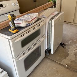 Dishwasher And Oven 