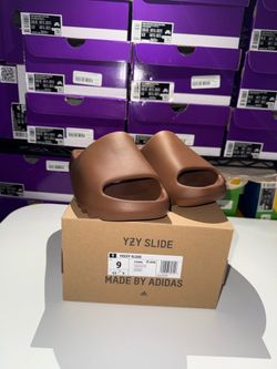 Yeezy Slide: Flax Size 9 & 10