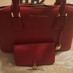 Michael Kors With Wallet