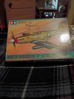 Tamiya 1/48 scale p51b mustang model kit
