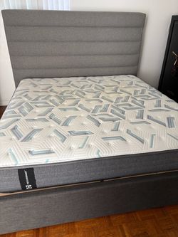 Cali King Bed Frame W / Mattress