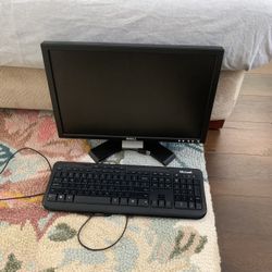 Dell Monitor And Wireless Keyboard