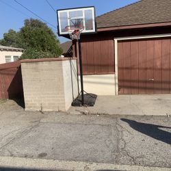 Basketball hoop stand in Azusa city 