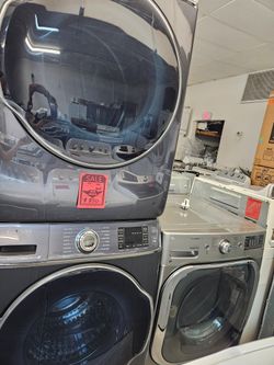 Refurbished Samsung Electric Stackable Washer and Dryer Set