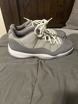 Air Jordan 11 Retro Low - SIZE 16