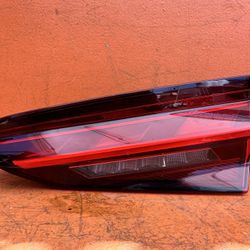 2020 2021 2022 2023 2024 AUDI A5 RIGHT PASSENGER SIDE INNER TAIL LIGHT OEM