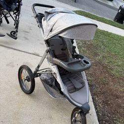 Monbebe Rebel All-Terrain Jogger Stroller – Gray Heather – $90 OBO