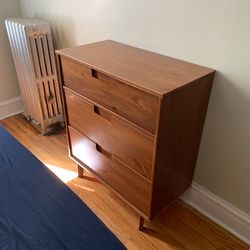 Wood dresser