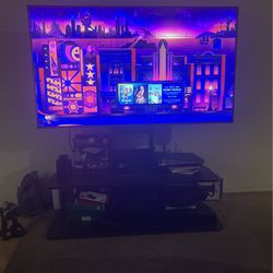 70” Tv With 5 In 1 Wood Stand With 2 Dual Surround Sound Bars