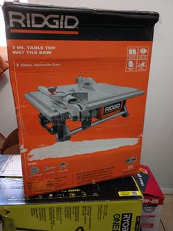 RIDGID - 7 in table top wet tile saw