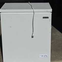 5.0 cu. ft. Chest Freezer in White