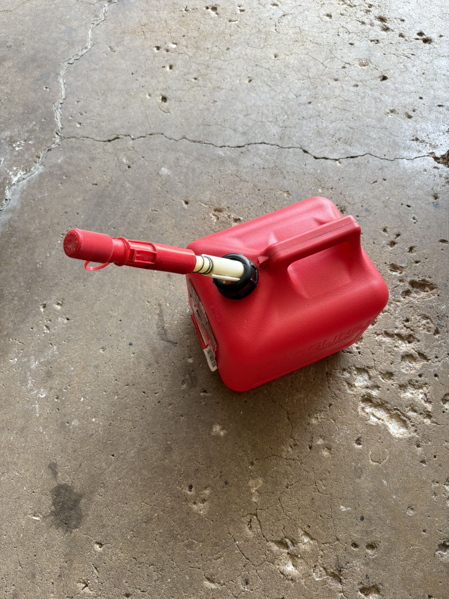 2 Gal. Gas Can w/Spill Proof Spout