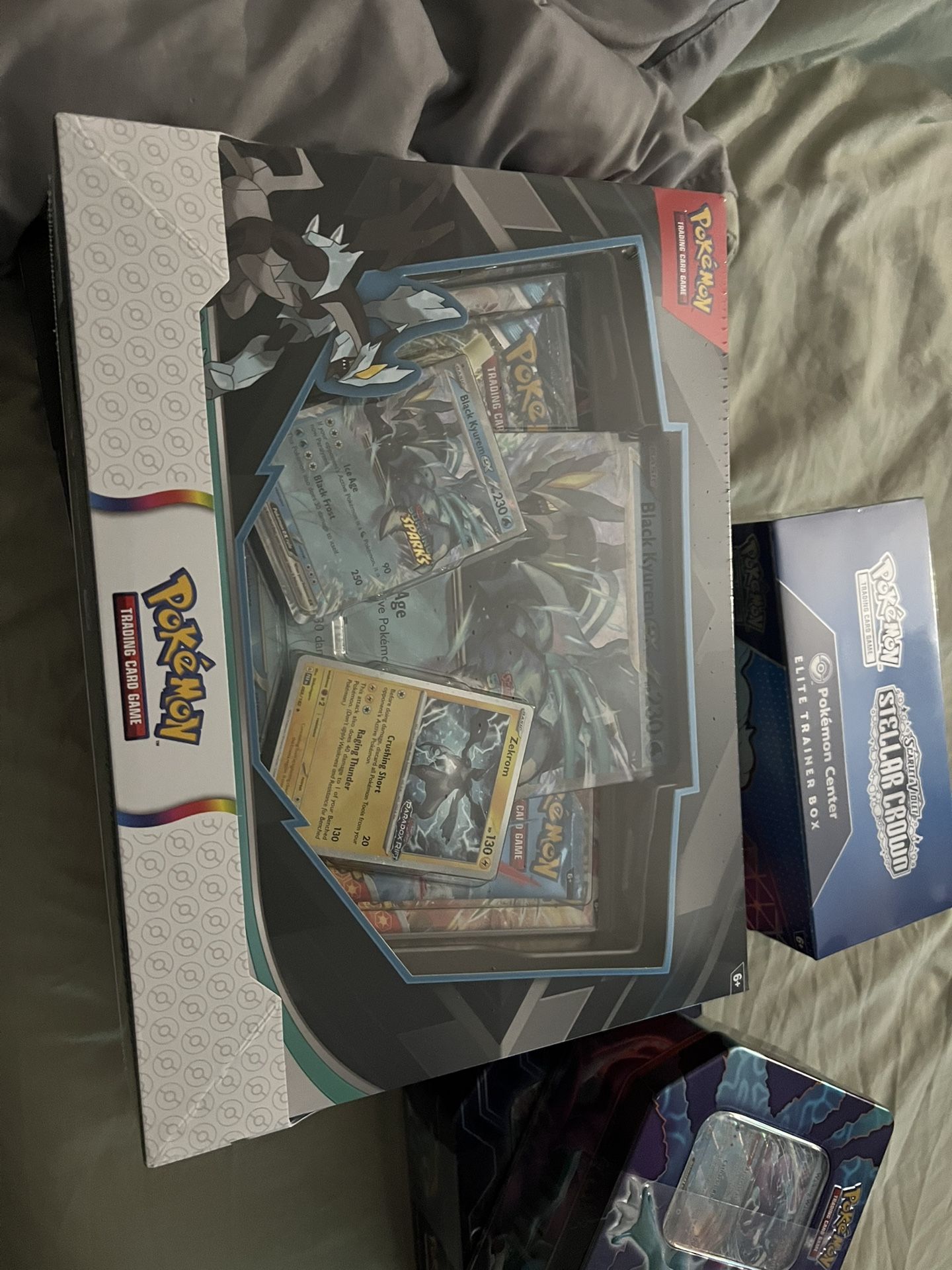 Black Kyurem Ex And Melmetal Ex Box