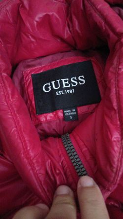 Red guess puffer