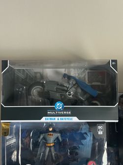McFarlane DC Multiverse Batman & Batcycle