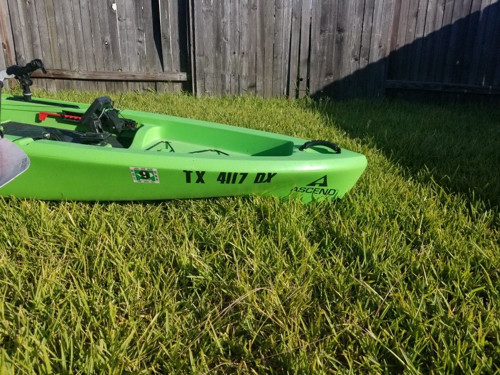 Ascend 12t kayak and motor, fish finder