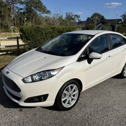 Ford Fiesta SE