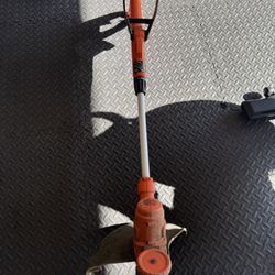 Black Decker String Trimmer & Lawn Edger 
