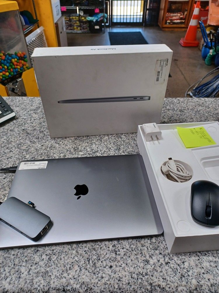 Apple Space Grey MacBook Air In Good Condition