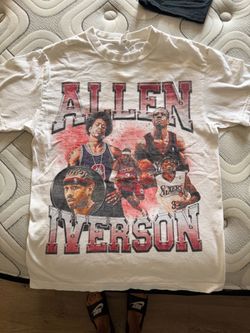 3 Graphic T-Shirts Medium Size