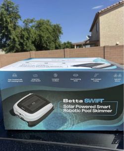 Betta Swift Solar Powered Robotic Pool Skimmer
