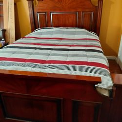 2 Queen SiZE Beds