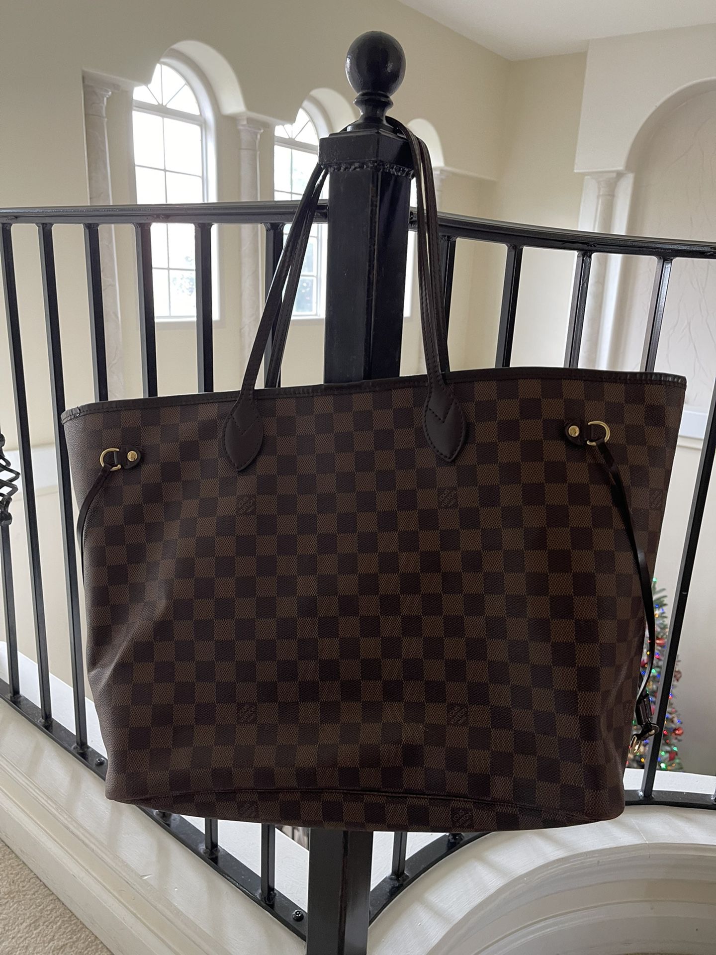 Louis Vuitton Large Neverfull MM Bag Tote -authentic!!! for Sale in