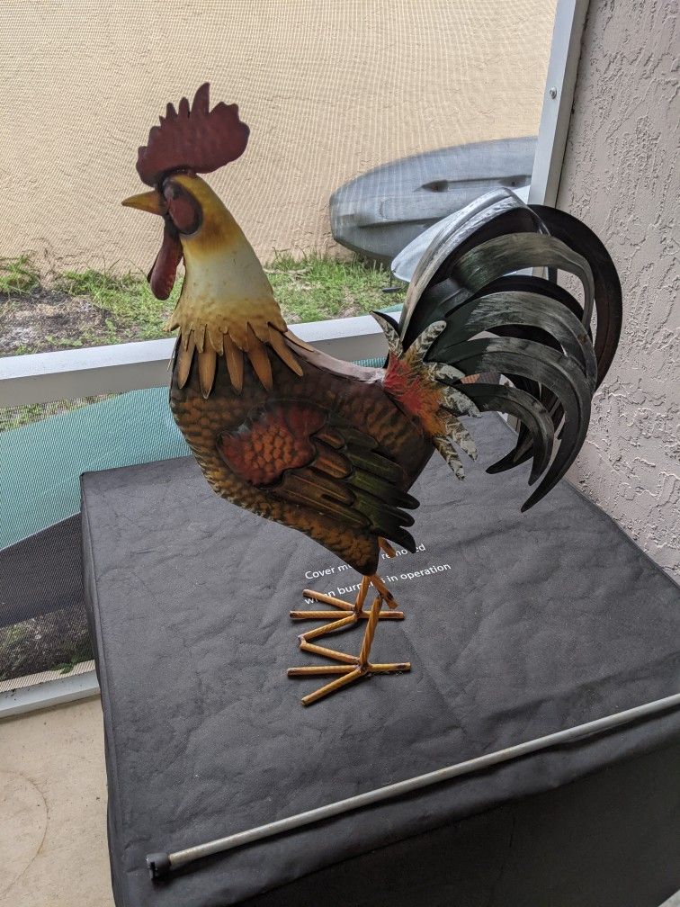 2ft Tall Metal Chicken