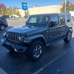 2020 Jeep Wrangler Sahara 