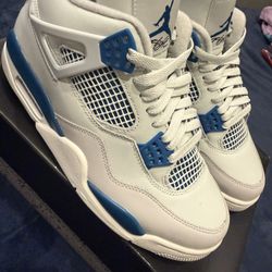 Jordan 4 