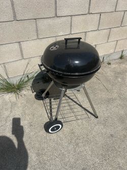 BBQ Charcoal Grill