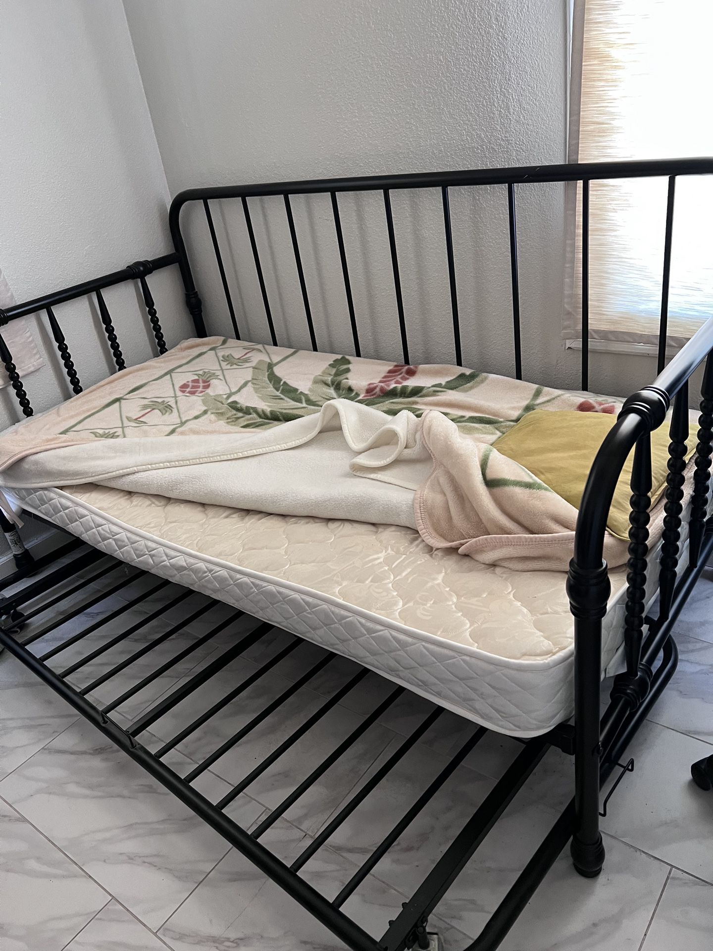 Twin Doble Day Bed