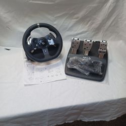 G920 Racing Wheel And Pedals