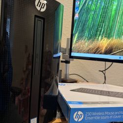 HP Computer Bundle. i7 Processor. Windows 11
