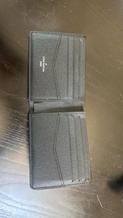 LV wallet with receipt