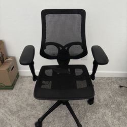 Like New Desk Chair