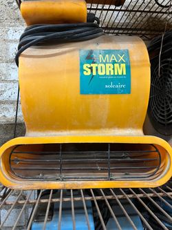 Max Storm Soleaire Blower