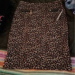 Dana Buchman skirt
