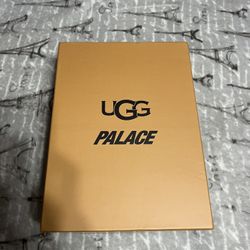 Palace x UGG Tasman - Size  M10/W 11 - Olive Green - NEW