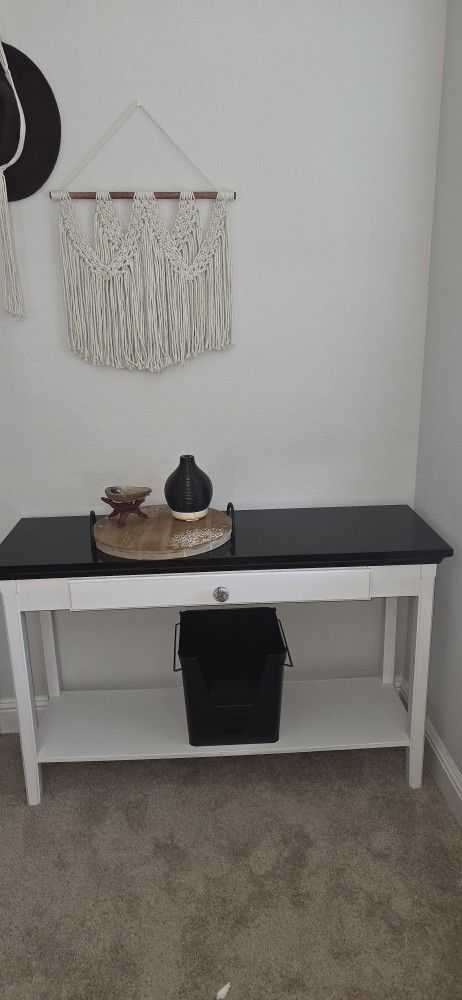 Console Table 
