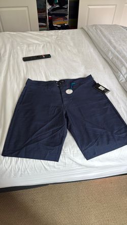 Travis Mathew Mens Shorts New with Tags Size 36.