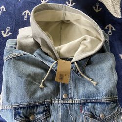 Denim Levi’s Jacket 